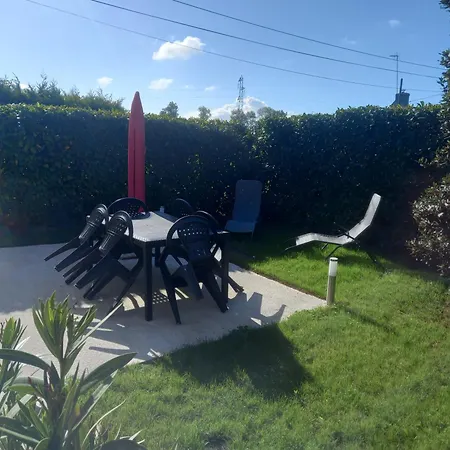 Aux Pissenlits Semesterbostad *