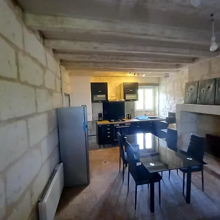 Semesterbostad Aux Pissenlits